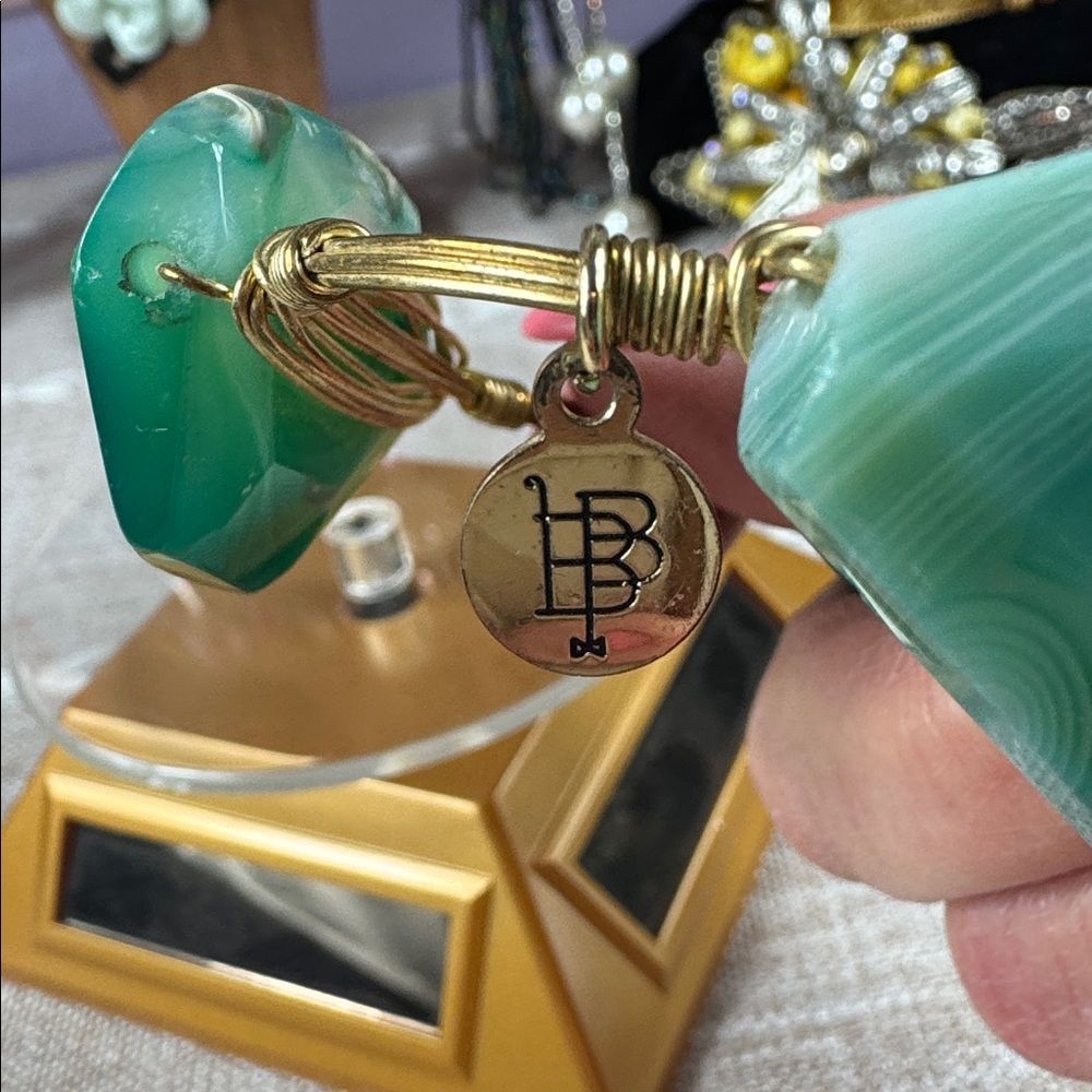 Bourbon & Bow ties Stone Bracelet - Picture 8 of 8